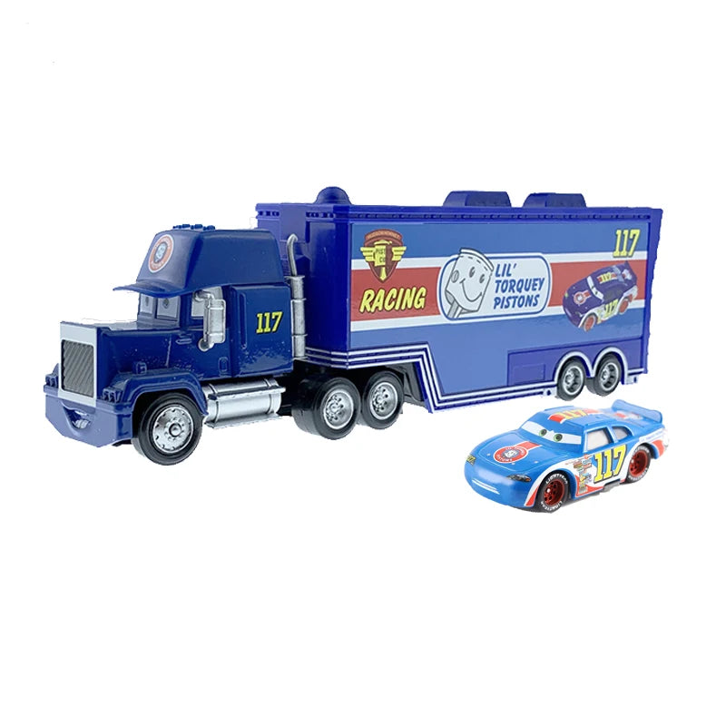 Relampago McQueen junto com Mack Truck do Filme Carros 3 Disney Pixar e Outros