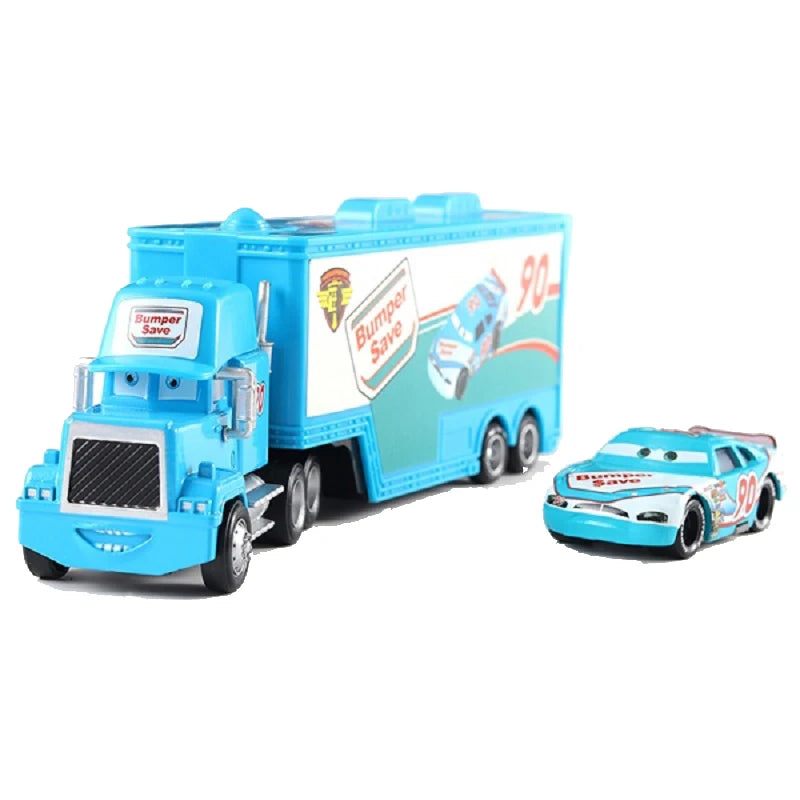 Relampago McQueen junto com Mack Truck do Filme Carros 3 Disney Pixar e Outros